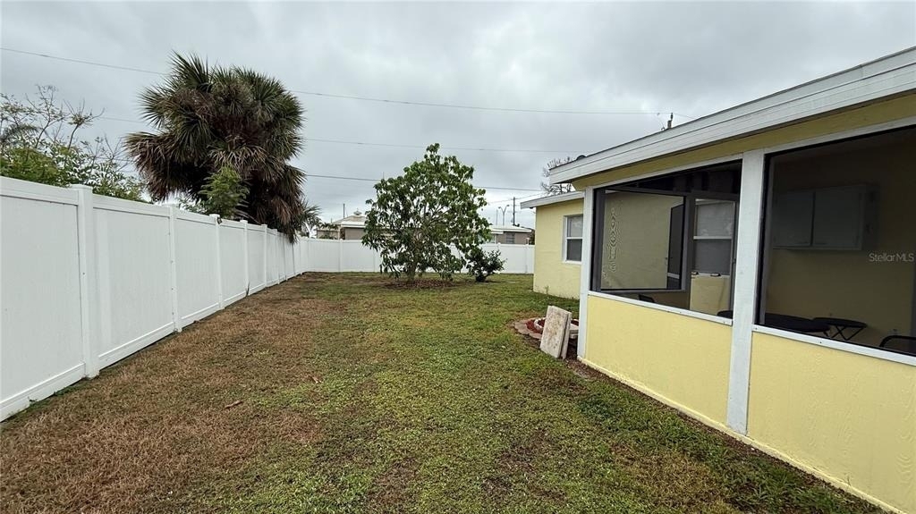 824 Conreid Drive - Photo 11