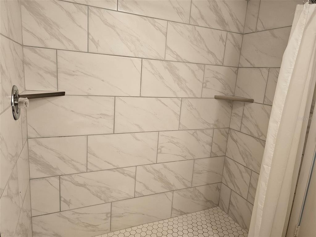 549 Lakeside Drive - Photo 13