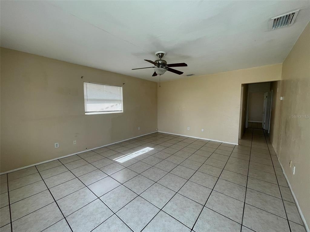 3305 13th Avenue W - Photo 4