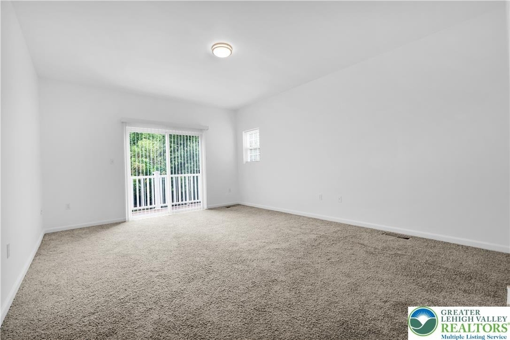 825 16th Avenue - Photo 16