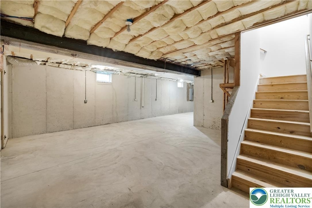 825 16th Avenue - Photo 32