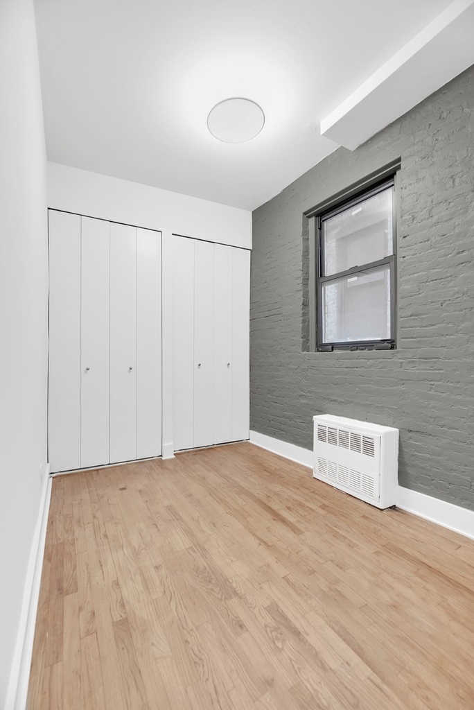East 95th street + 3rd Avenue - Photo 5
