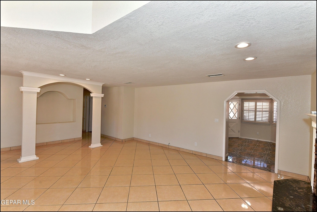 11620 Laura Marie Drive - Photo 8