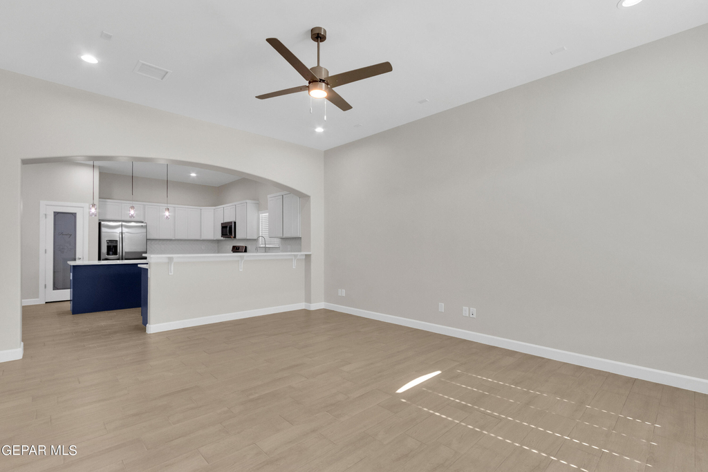 13931 Sky Harbor Avenue - Photo 3