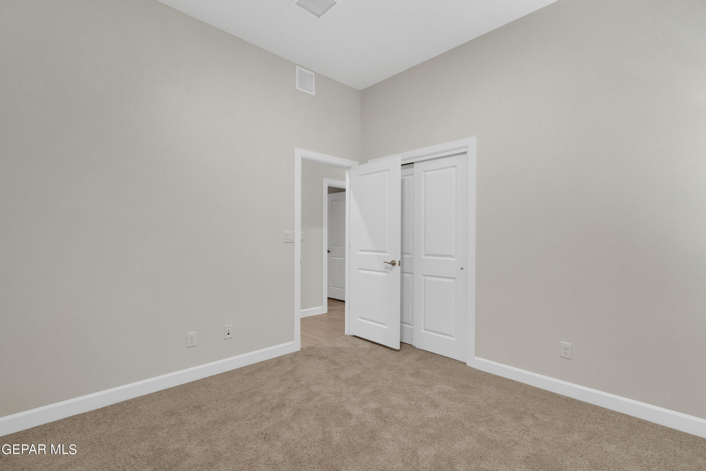 13931 Sky Harbor Avenue - Photo 27