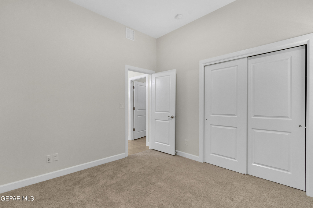 13931 Sky Harbor Avenue - Photo 20