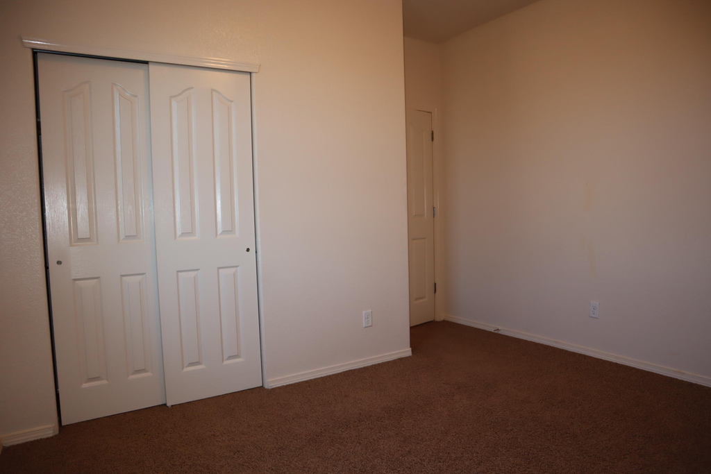5036 Copper Ranch Avenue - Photo 16