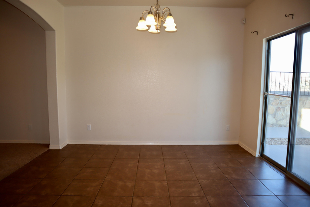 5036 Copper Ranch Avenue - Photo 5