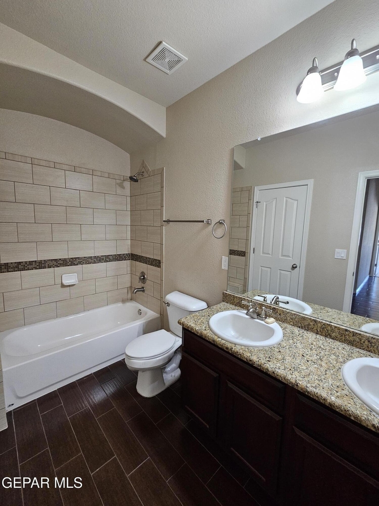 2217 Furtherpoint Place - Photo 16