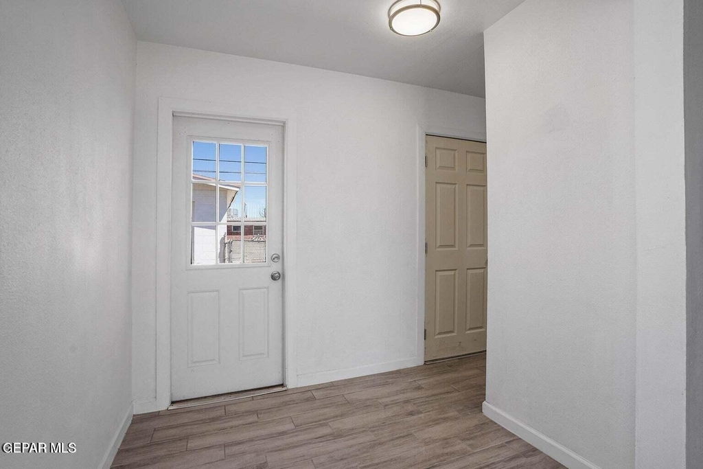 5021 Tetons Drive - Photo 6