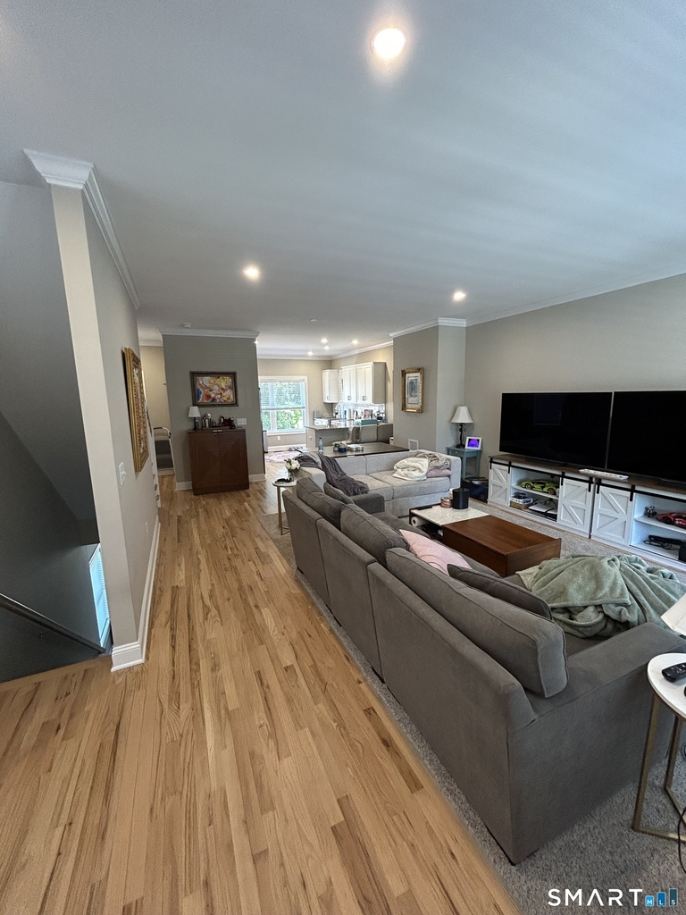 250 Main Street - Photo 7