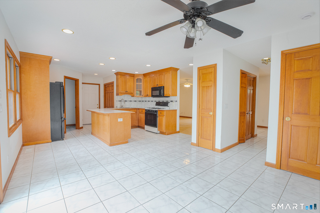 141 Union Street - Photo 8