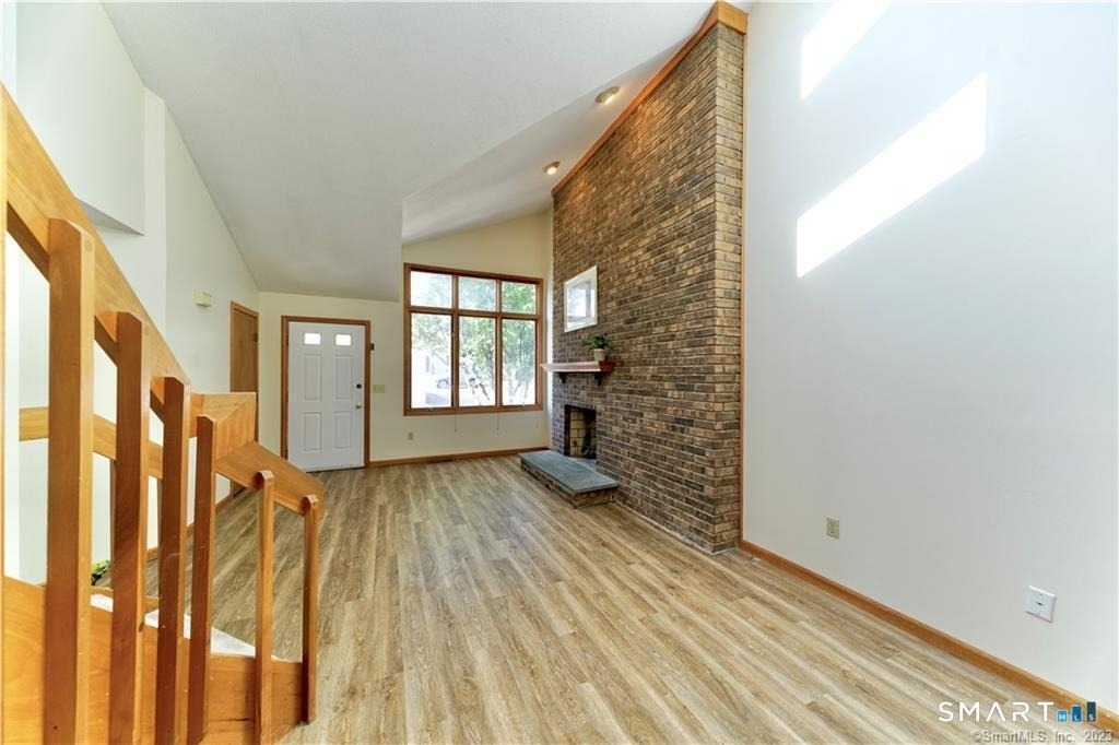 33 Ivy Lane - Photo 9