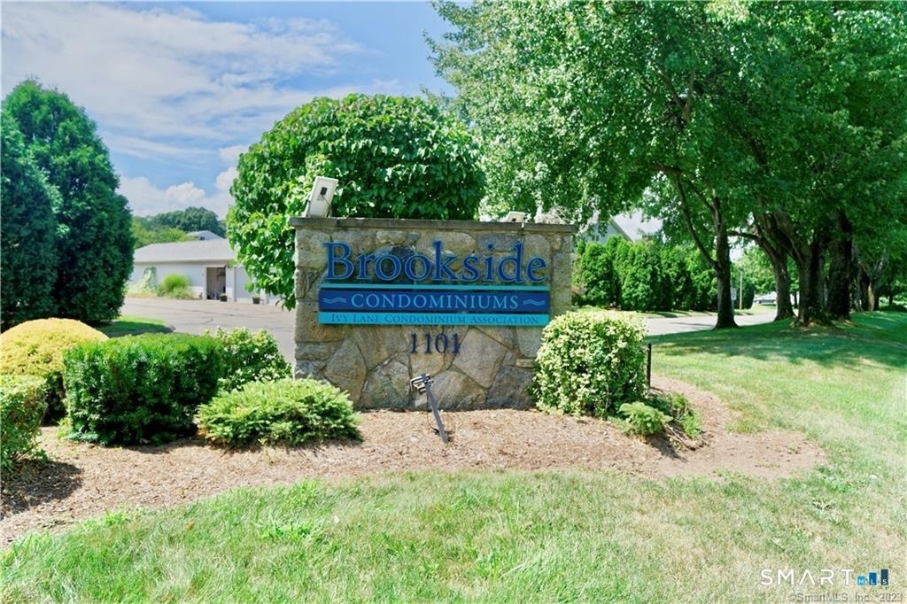 33 Ivy Lane - Photo 1