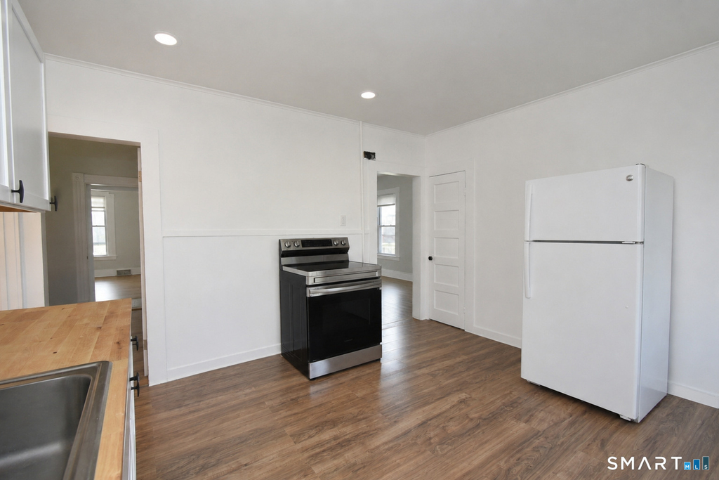 22 Kelley Street - Photo 5