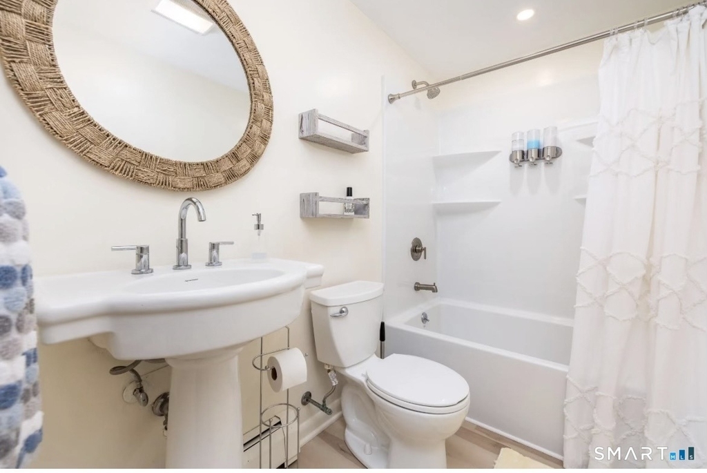 30 Mohican Road - Photo 14