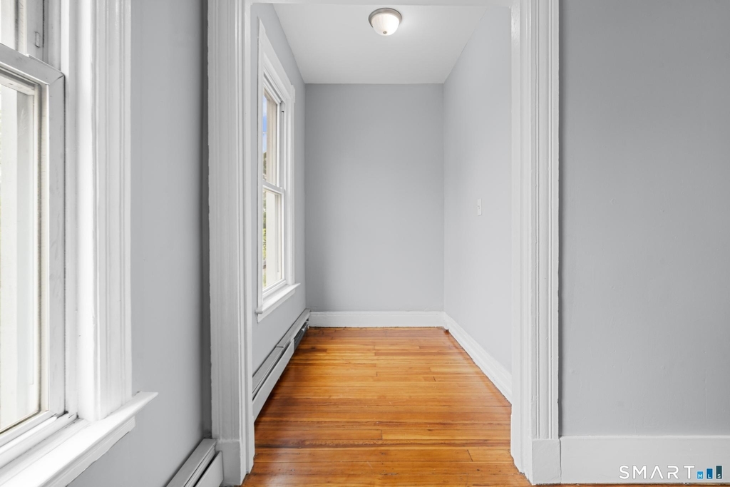 354 Poplar Street - Photo 19