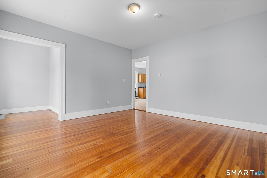 354 Poplar Street - Photo 18