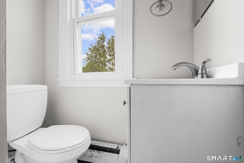 354 Poplar Street - Photo 12