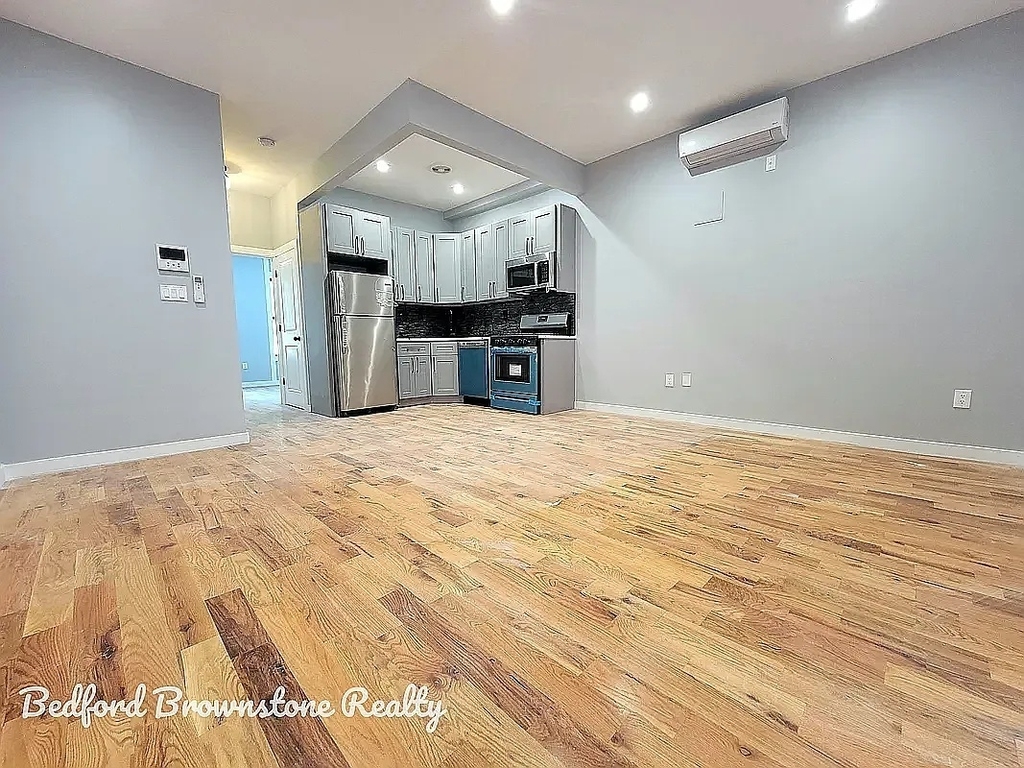 561 chauncey st. - Photo 1
