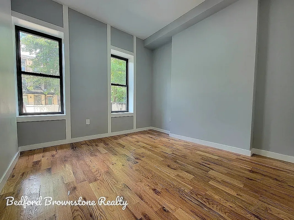 561 chauncey st. - Photo 3