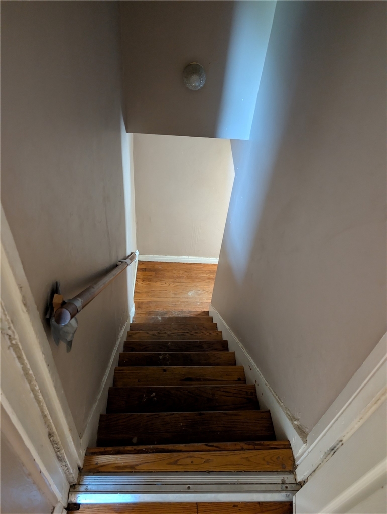 86 Burr Avenue - Photo 3