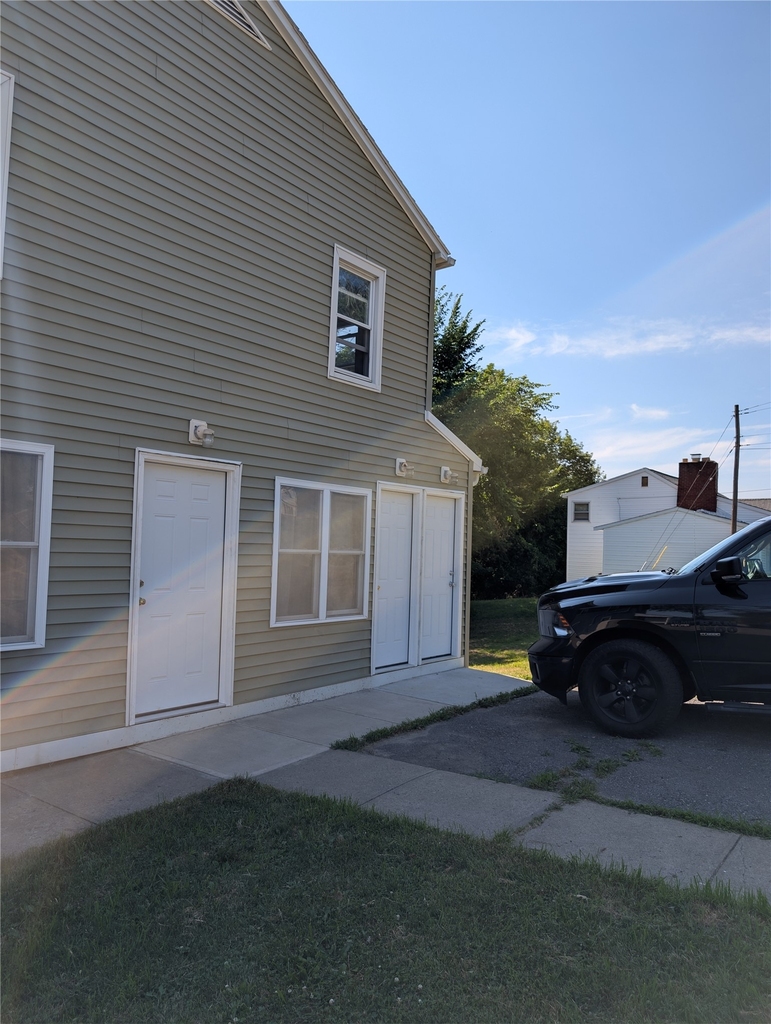 86 Burr Avenue - Photo 2