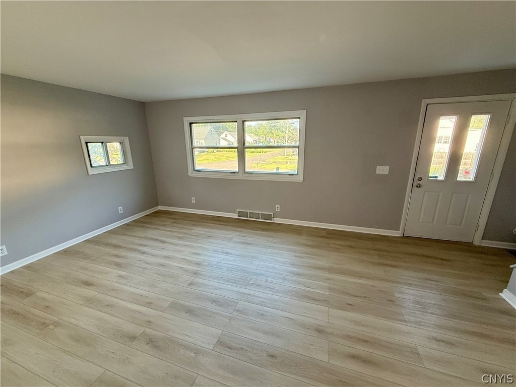 106 Keith Drive - Photo 4