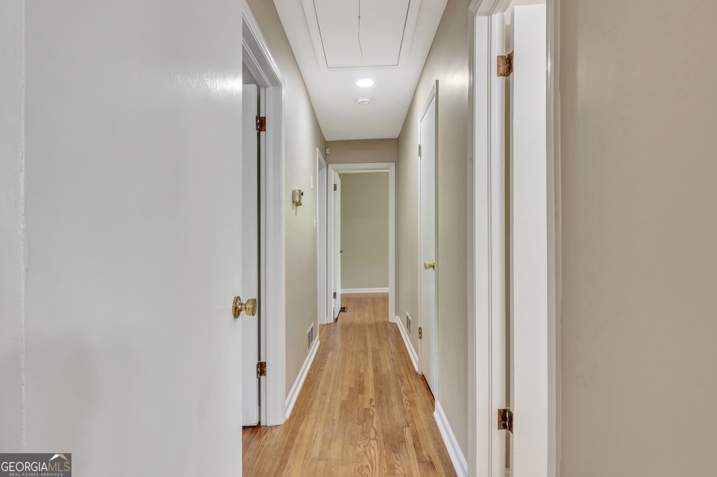 335 Kelly Drive - Photo 8