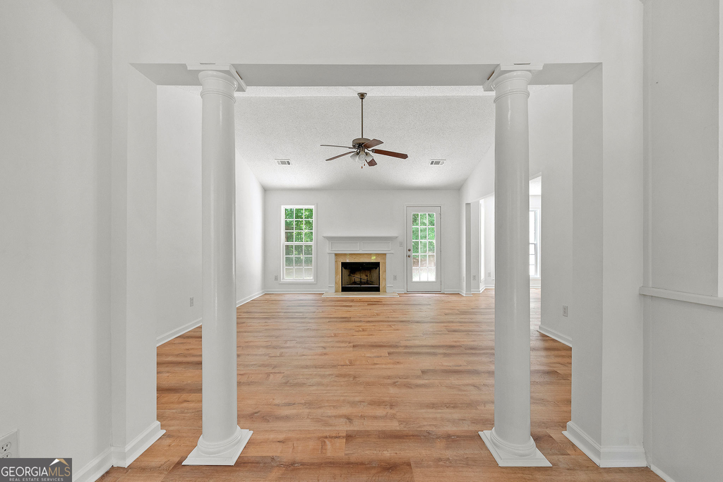214 Cheyenne Way - Photo 1