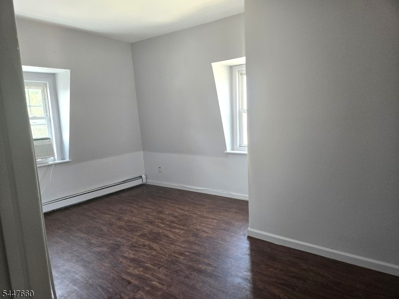 763 W Grand Ave - Photo 4