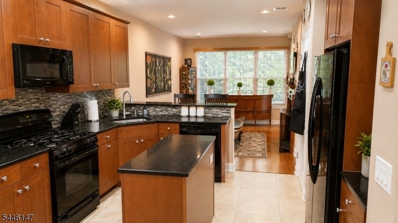 28 Camlet Ct - Photo 4