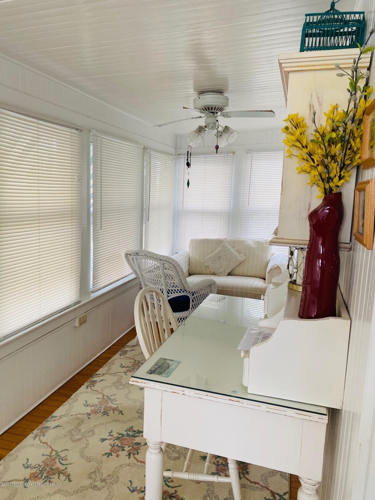 7 Webb Avenue - Photo 6