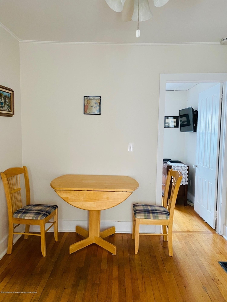 7 Webb Avenue - Photo 6