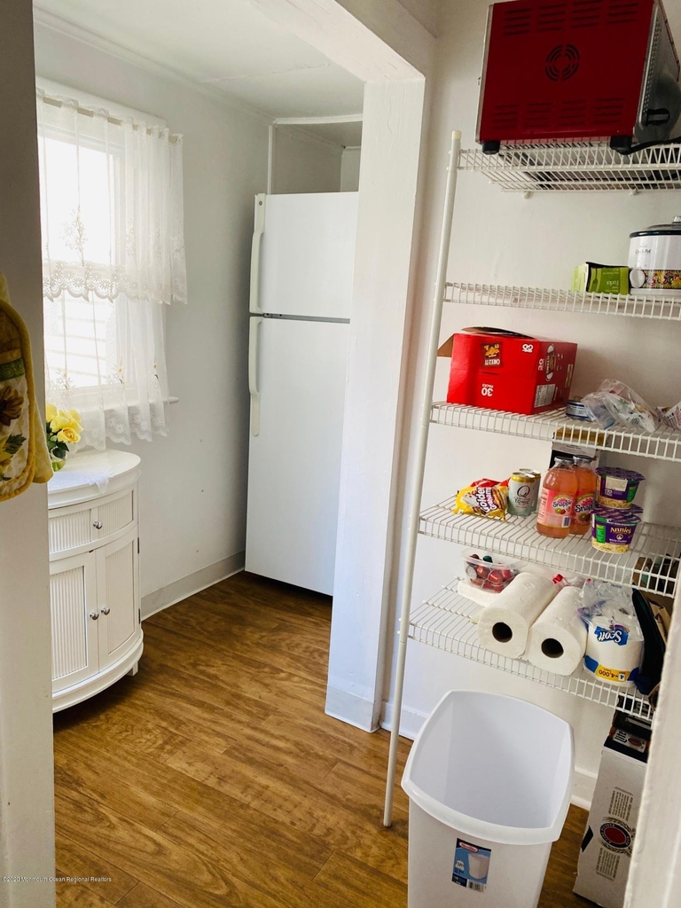 7 Webb Avenue - Photo 10