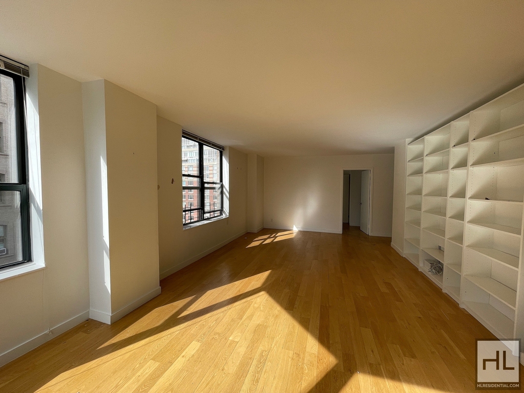 West 87th Street - Photo 2