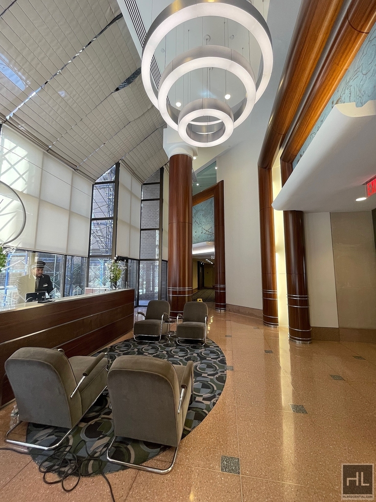 West 87th Street - Photo 10