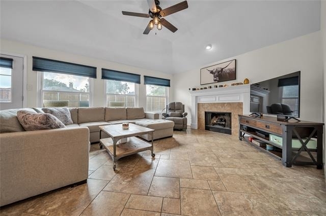 2604 Hackberry Creek - Photo 8