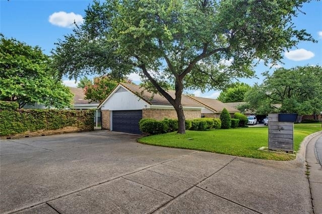 54 Legend Road - Photo 0