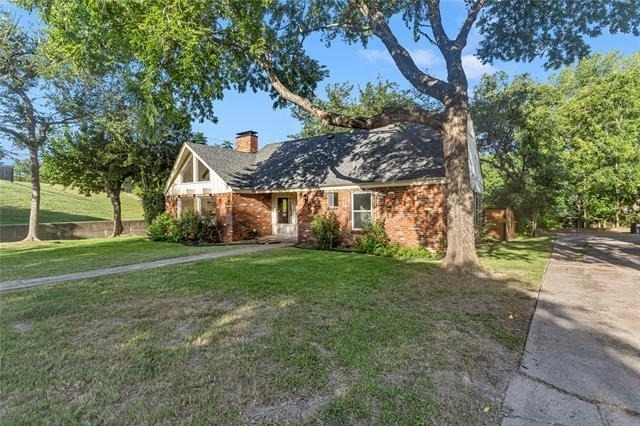 508 Whittle Way - Photo 2