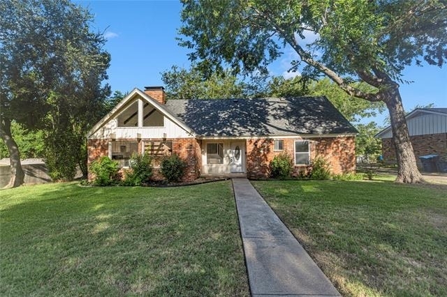 508 Whittle Way - Photo 1