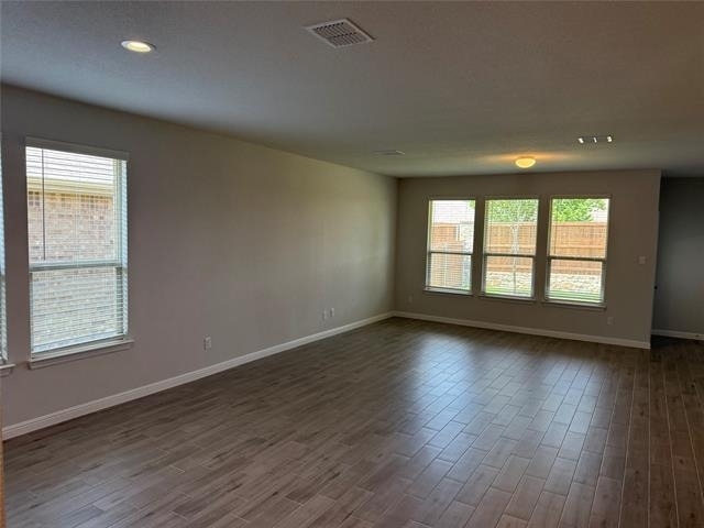 9620 Springmill - Photo 3