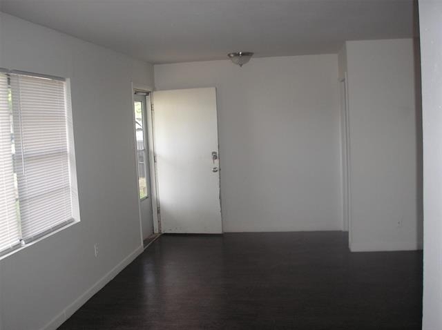 1224 N 66th - Photo 3