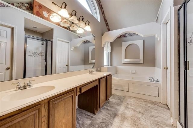 521 Brazos Street - Photo 8