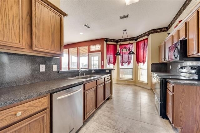 521 Brazos Street - Photo 6