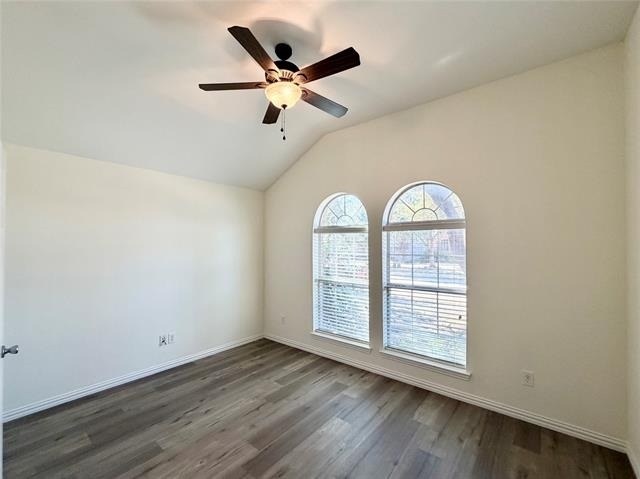 211 Parakeet Drive - Photo 11
