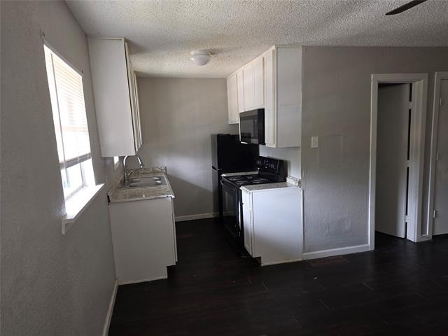 3910 Polly Street - Photo 1