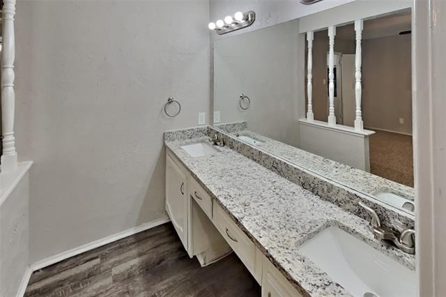 1309 Crestview Drive - Photo 9