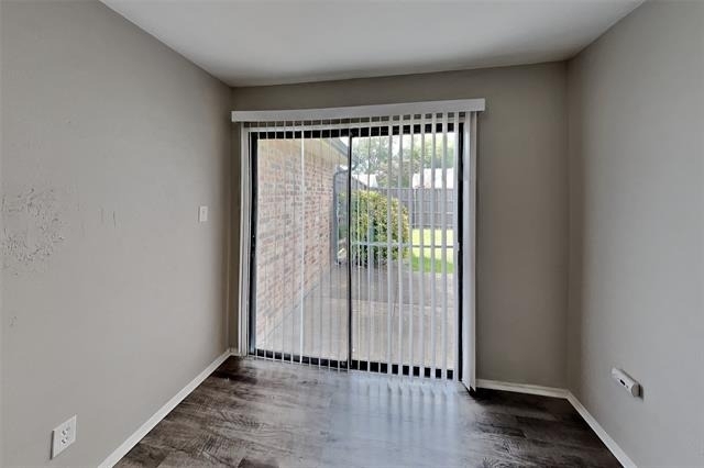 1309 Crestview Drive - Photo 5
