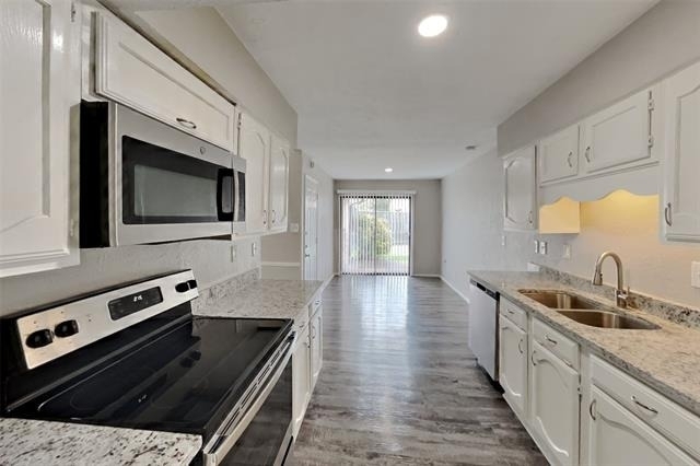 1309 Crestview Drive - Photo 4